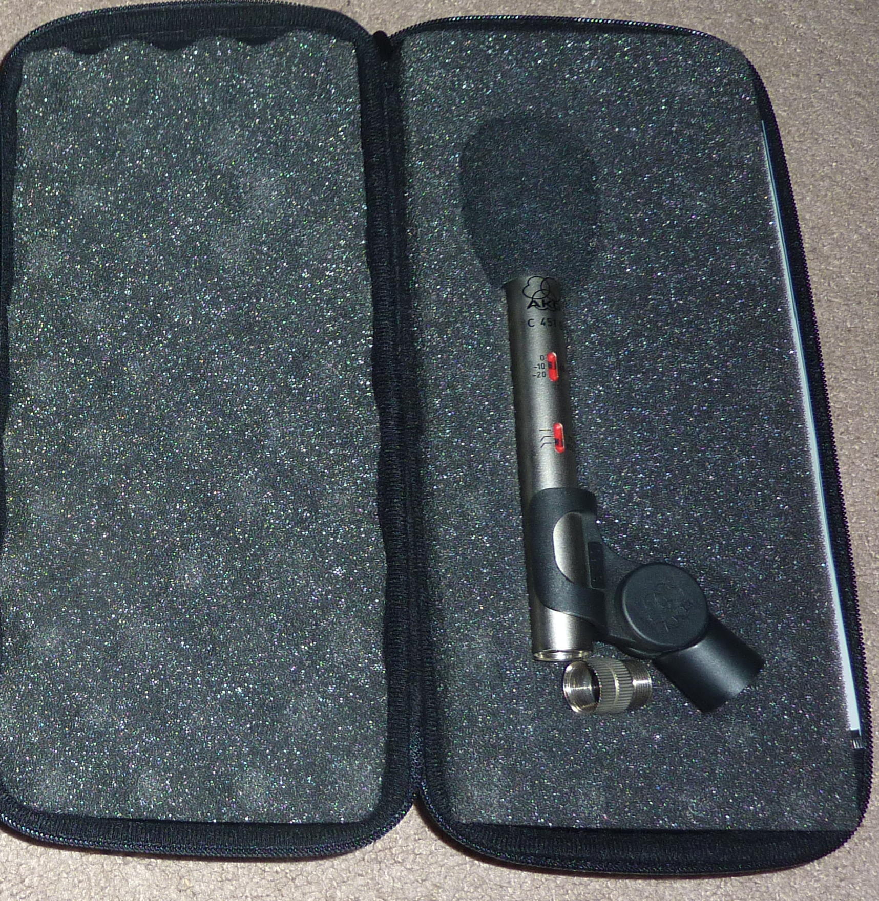 AKG C451 B Small-Diaphragm Condenser Microphone Used