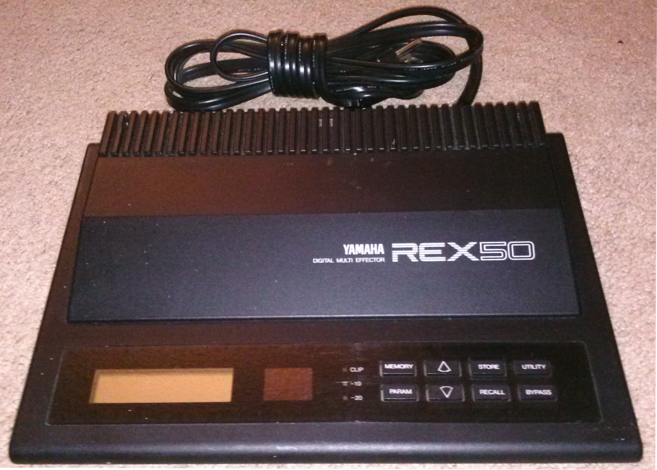 Yamaha REX 50 Multi Effects Processor USED